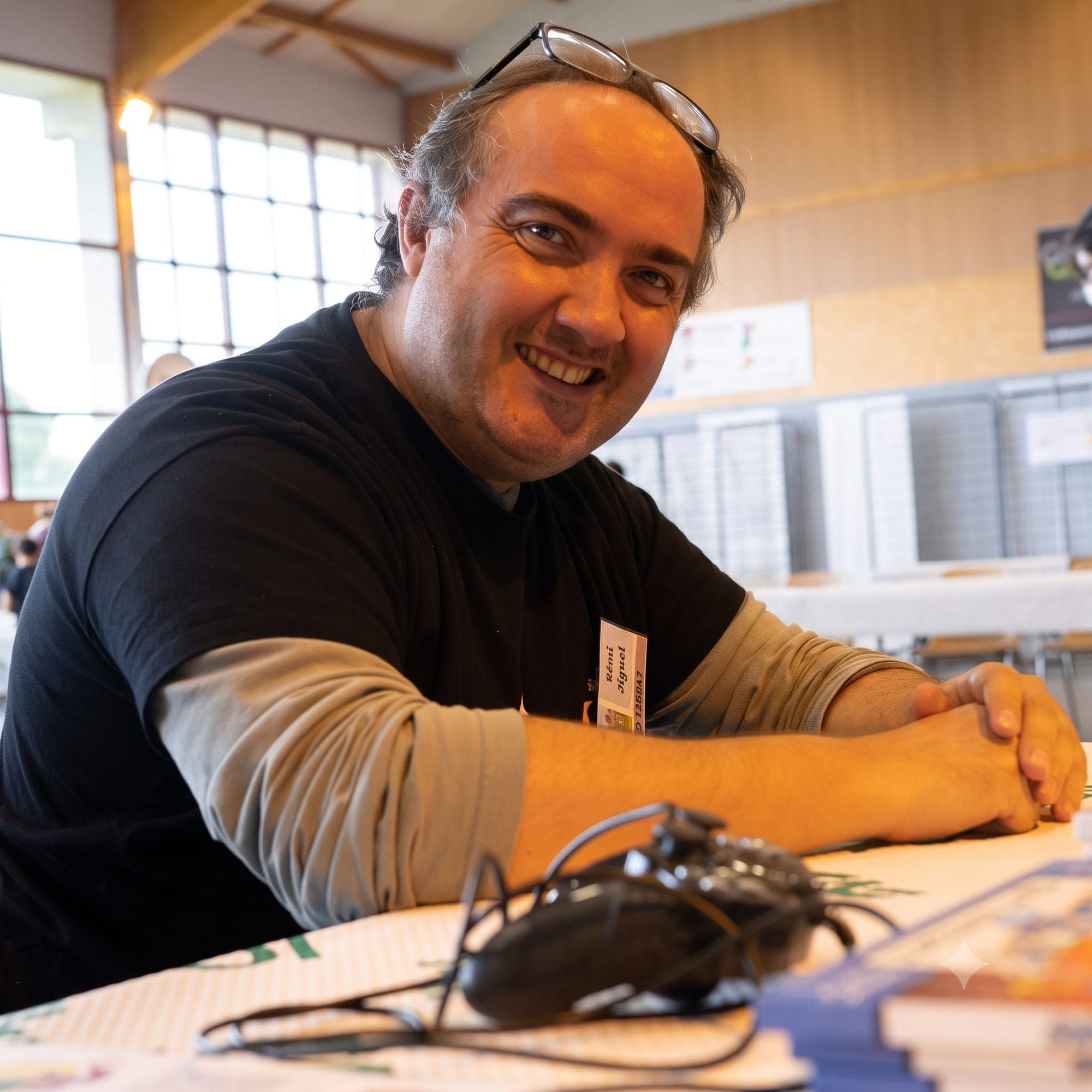 Rémi Jiguel en dédicace au salon du livre.
